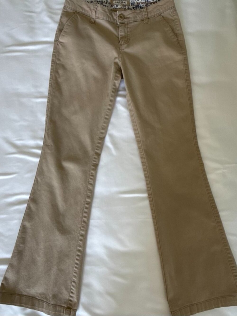 Arizona Low Rise Bootcut Pants | Beige Khaki Y2K Style